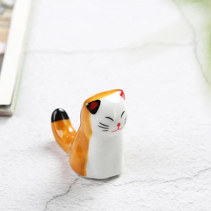 Whimsical Cat-Inspired Ceramic Chopstick Holder - Delightful Japanese Dining Accessory