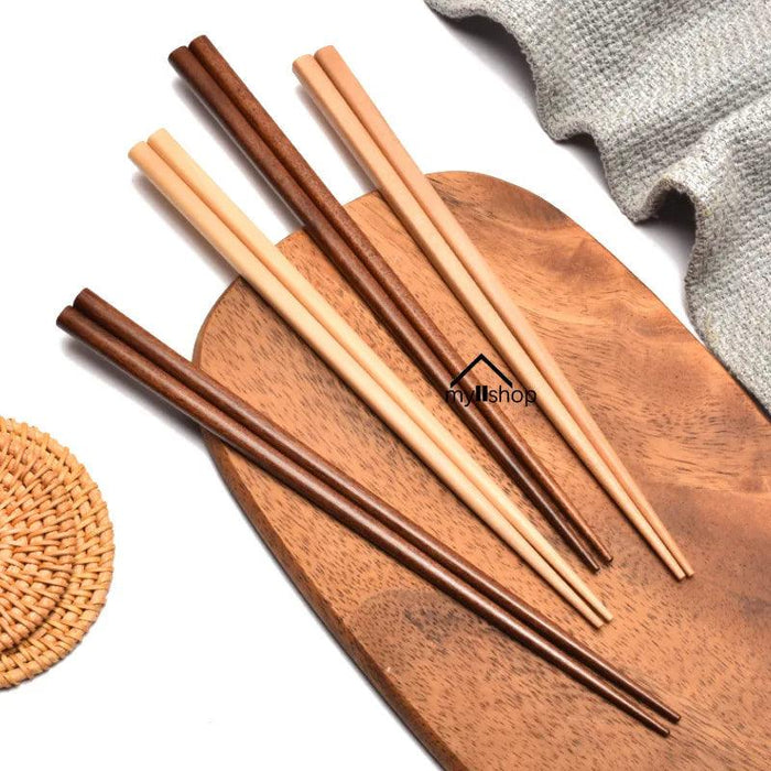 Sustainable Japanese Wooden Chopsticks – A Must-Have for Sushi Lovers