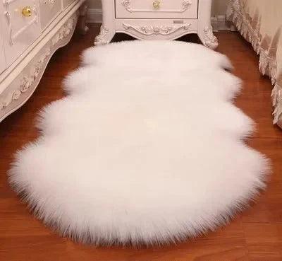 Luxurious Soft Faux Fur Area Rugs for Bedroom and Living Room