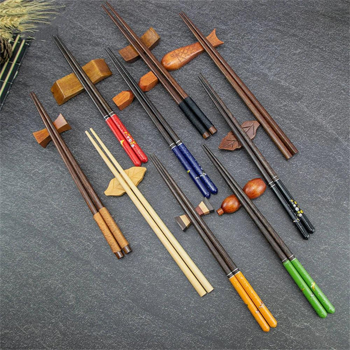 Eco-Friendly Japanese Wooden Chopstick Rest - Stylish Accent for Dining and Kitchen Decor