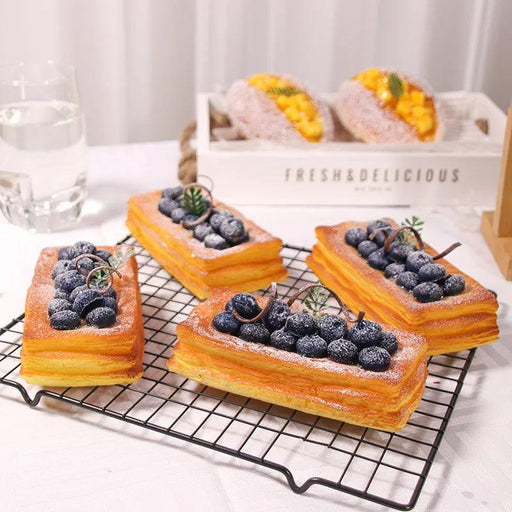 Realistic Blueberry Shortbread Cake Model for Stunning Photography and Home Decoration - 1PC Faux Dessert Display