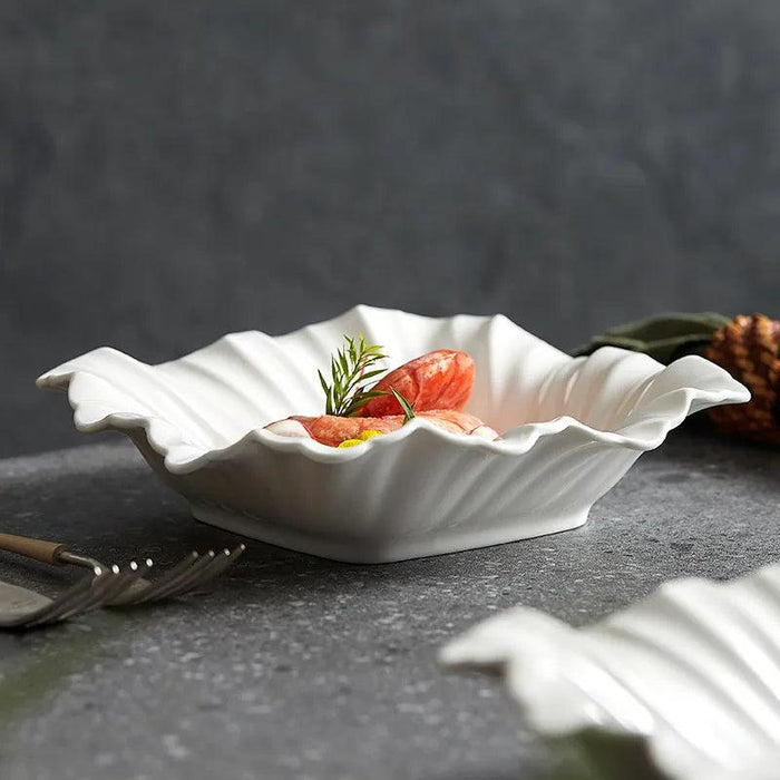 Elegant White Ceramic Serving Bowl for Exquisite Fruit and Vegetable Display