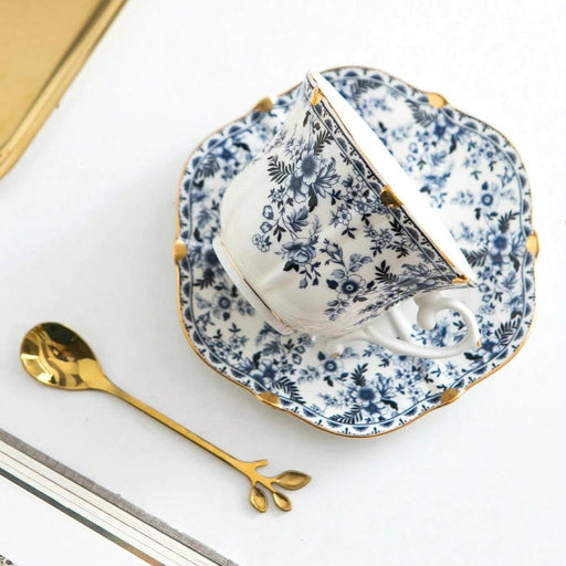 Timeless Vintage Charm: 200ml Elegant Ceramic Coffee Cup & Saucer Set for Sophisticated Tea Moments