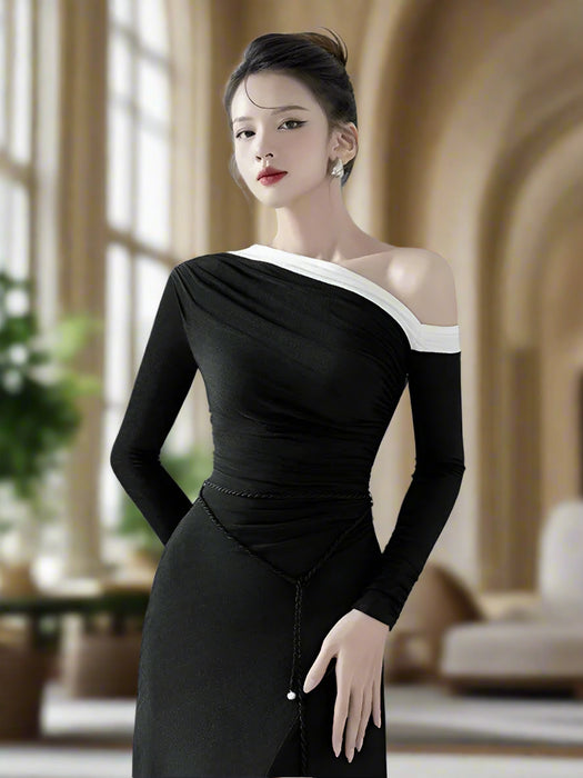 Autumn Dress with Distinctive Diagonal Collar and Lace-up