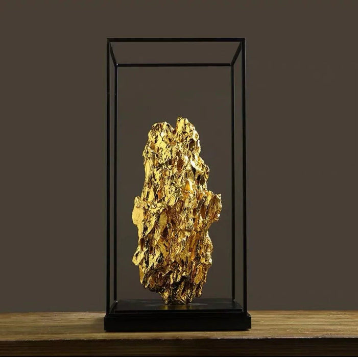 Elegant Golden Mountain Resin Tabletop Accents for Luxurious Living Spaces