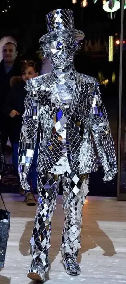 Dazzling Mirror Outfit for Show-Stopping Events and Performances