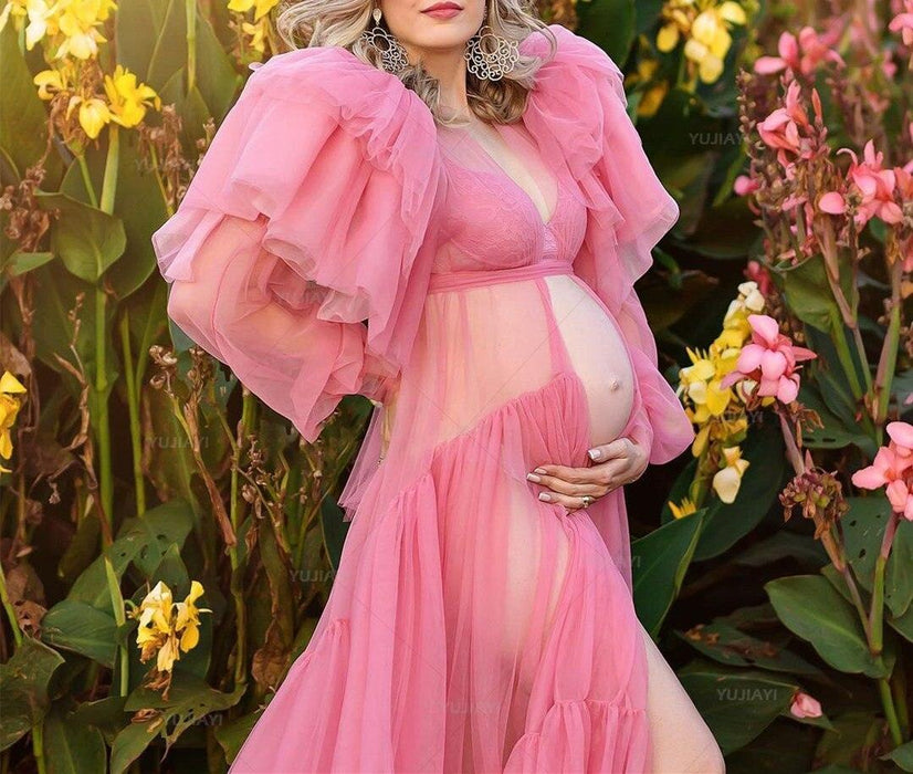 Chic Tulle Tranquility Maternity Robe: Ruffled Elegance with Layered Skirts