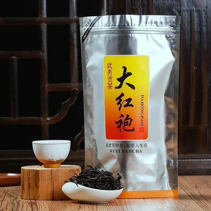 Exquisite Chinese Tea Selection: Jinjunmei, Oolong, Green & Wuyi Black - 250g Class AAAA Assortment for Ultimate Flavor Experience