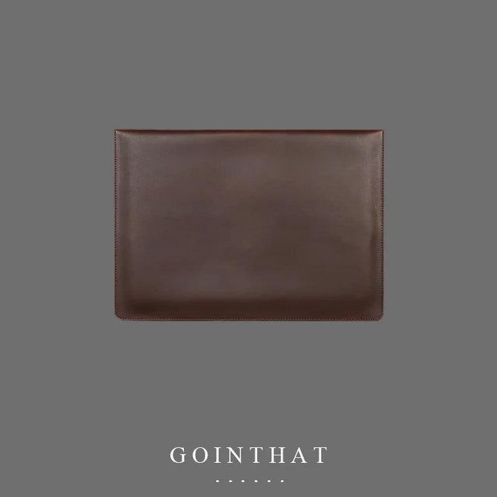 Sophisticated Leather Laptop Case for the Modern Professional Woman