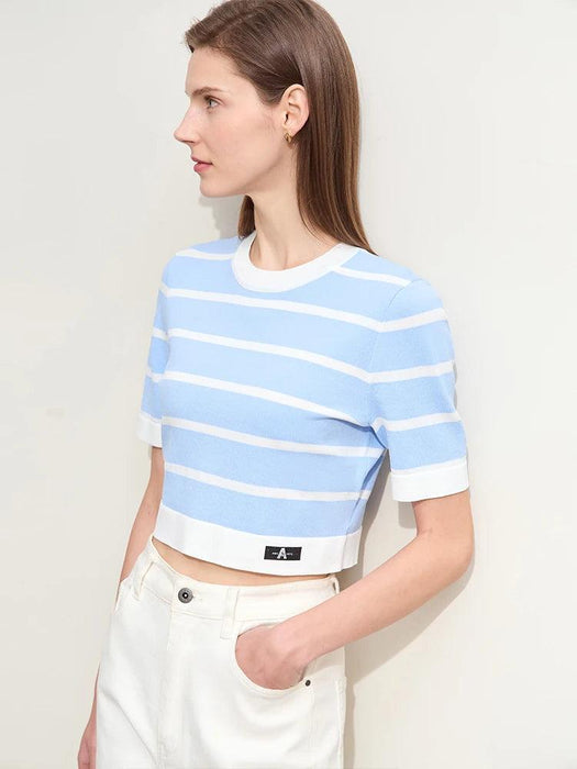 Chic Striped Summer Knit Blouse for Women - Short-Sleeve Slim Fit