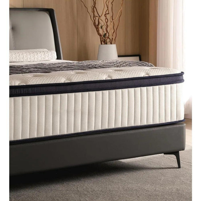 14-Inch King Hybrid Memory Foam Mattress with Pocketed Springs for Luxurious Sleep