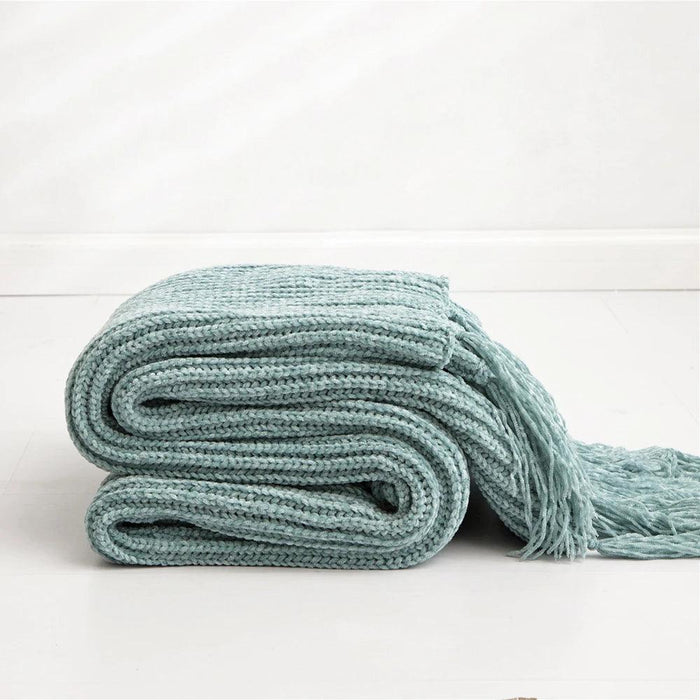 Charming Chenille Knit Throw Blanket with Delightful Pompoms - Cozy Elegance for Your Living Space