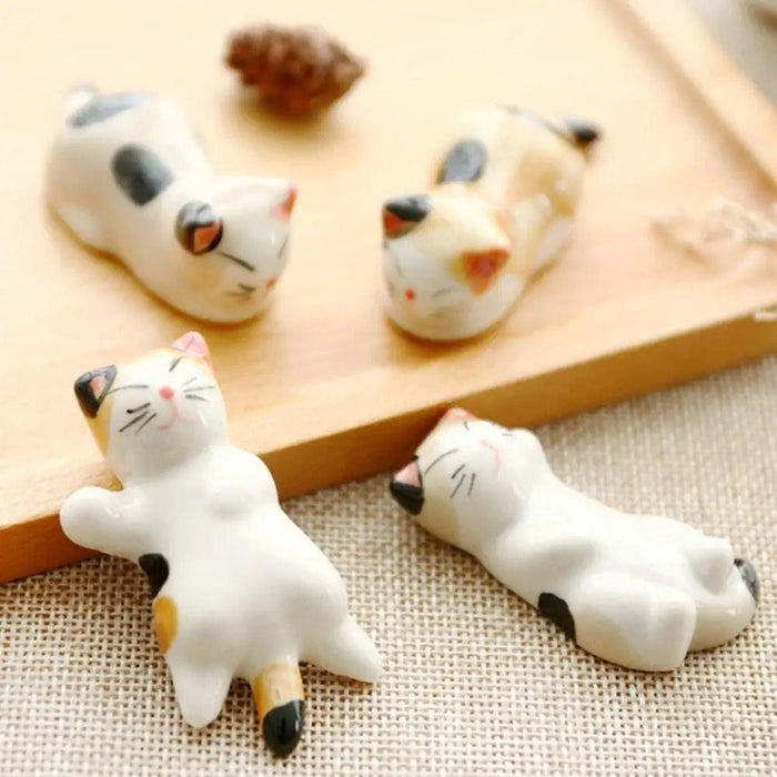 Playful Cat Cutlery and Chopstick Holder for a Whimsical Kitchen