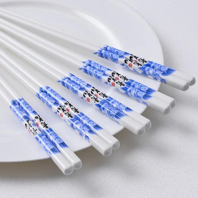 Elegant Japanese Porcelain Chopstick Set - 5 Pairs for a Refined Dining Experience