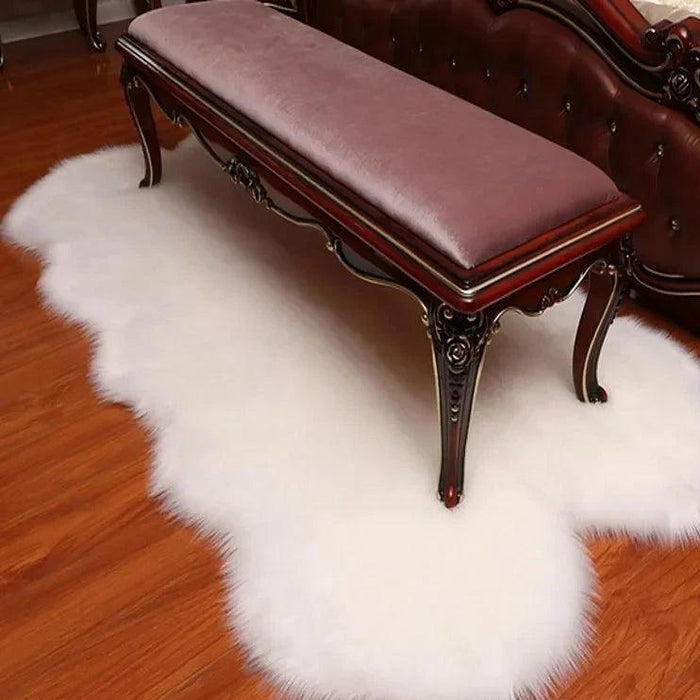 Luxurious Soft Faux Fur Area Rugs for Bedroom and Living Room