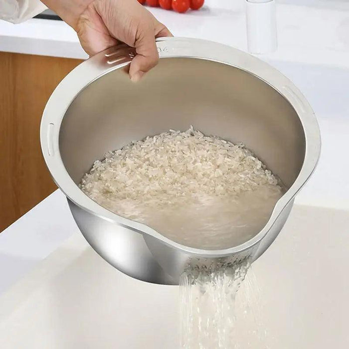 Extra-Large Stainless Steel Colander with Innovative Slanted Design for Effortless Washing