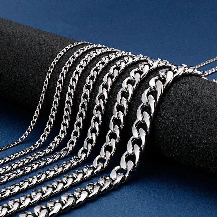 Modern Men's Stainless Steel Figaro Chain Necklace - Stylish Accessory for Any Event