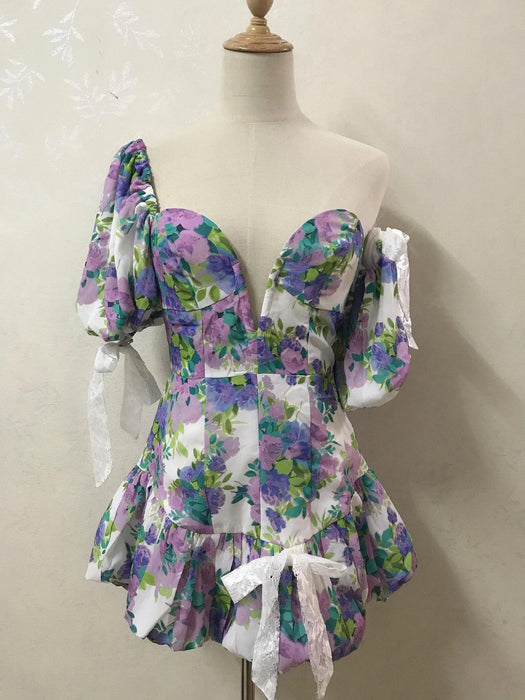 Chic Floral One-Shoulder Mini Dress with Vintage Appeal