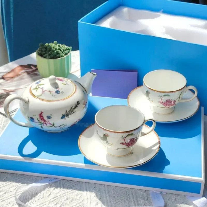 Nordic Elegance Tea Set - Luxurious Bone China Kitchenware with Timeless European Charm