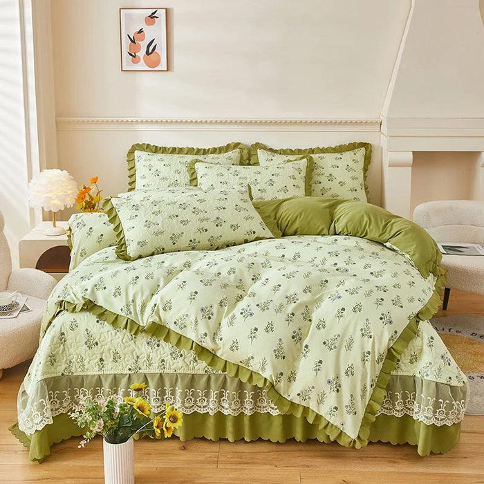 Chic Floral Ruffle Queen Bedding Set