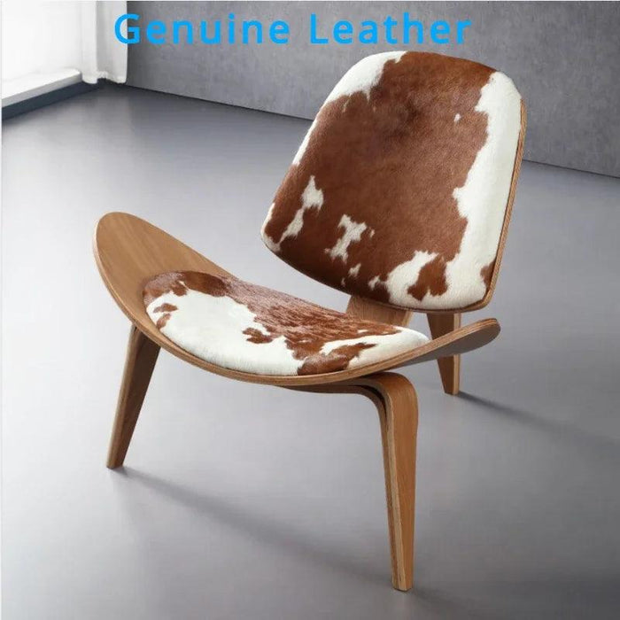 Nordic Artistic Solid Wood Lounge Chair with Unique Airplane Shell Design