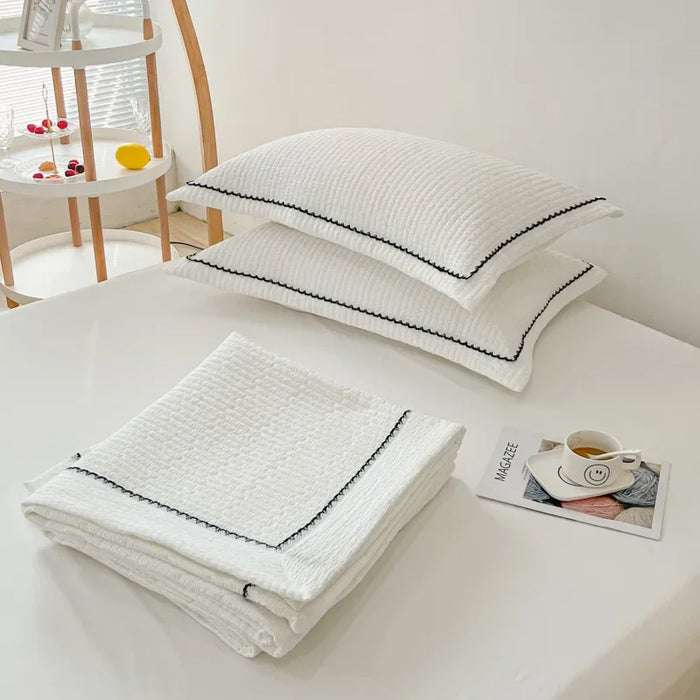 4-Piece Comforter & Skin-Friendly Blanket