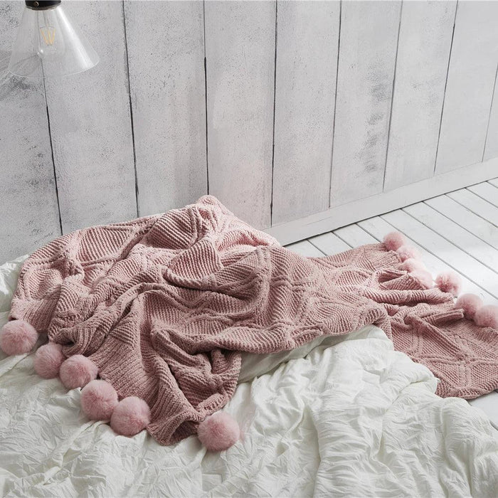 Charming Chenille Knit Throw Blanket with Delightful Pompoms - Cozy Elegance for Your Living Space