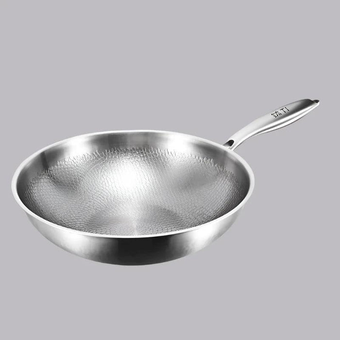 Titanium Excellence: Non-Stick Hammer-Printed Flat Bottom Wok for Gourmet Home Cooking