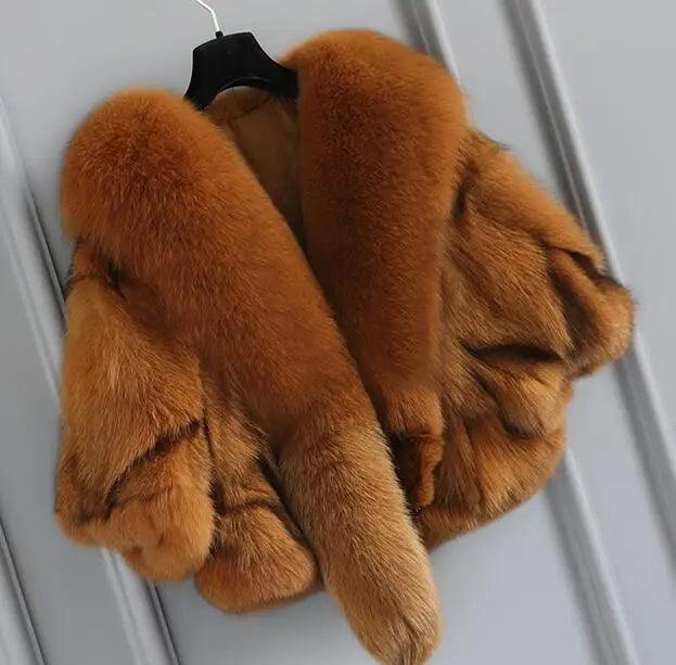 Luxurious Fox Fur Layer: A Statement of Elegance and Comfort