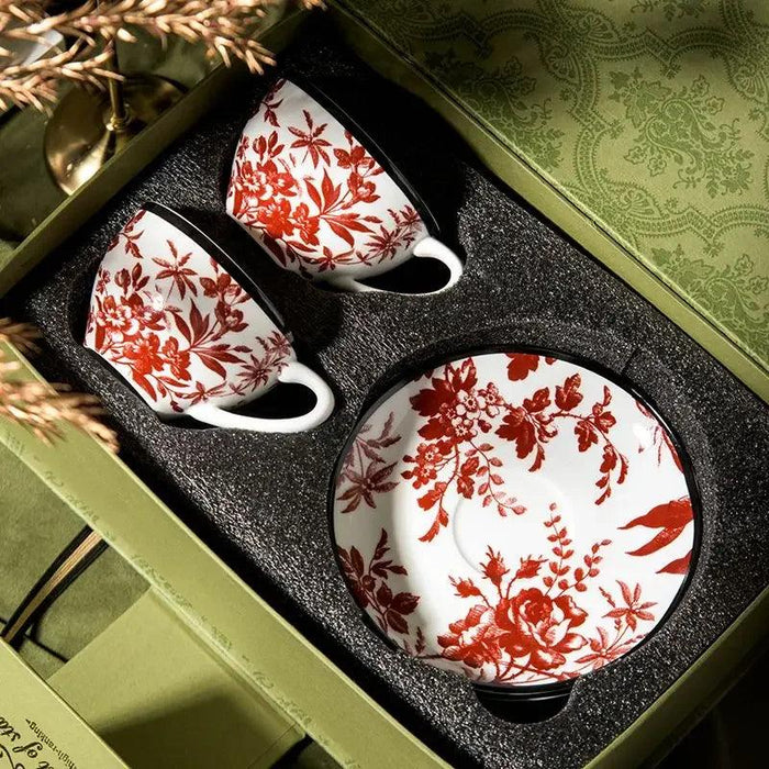 Vintage Floral Ceramic Tea Cup and Saucer Set - A Touch of Timeless Elegance for Every Occasion