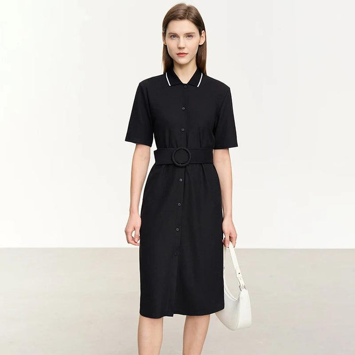 Elegant Minimalist Summer Dress with Belted Waist and Collar for the Contemporary Woman