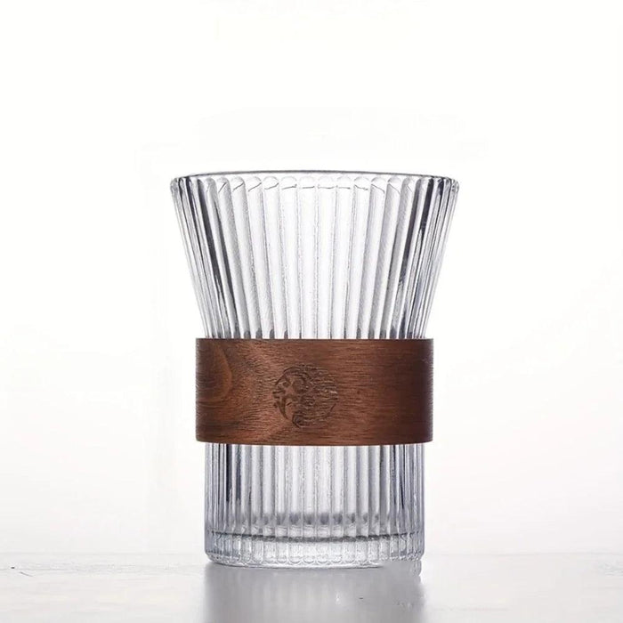 Sophisticated 300ml Transparent Glass Mug with Elegant Wooden Grip - Japanese-Inspired Drinkware for Coffee, Tea, and Beer