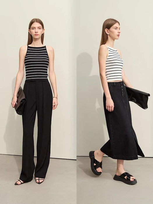 Chic Summer Minimalism - Perfect for Effortless Layering