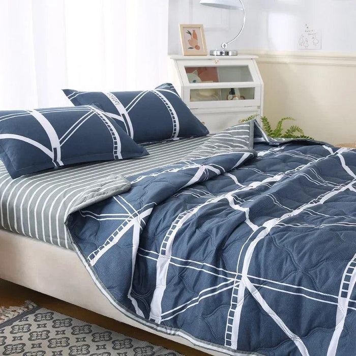 Soft Skin Friendly Summer Quilt Set