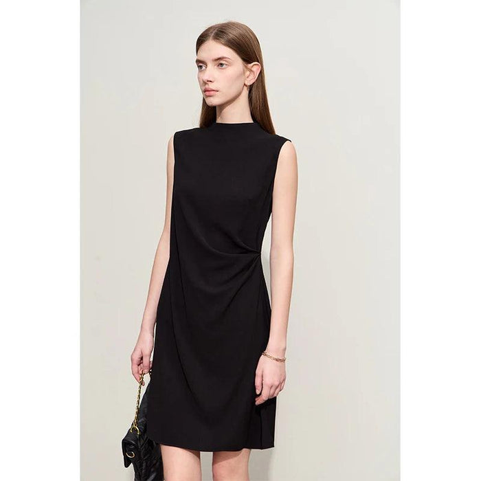 Chic Minimalist Sleeveless Black Dress for Women - Elegant Slim Fit with Modern Half-High Neck Design