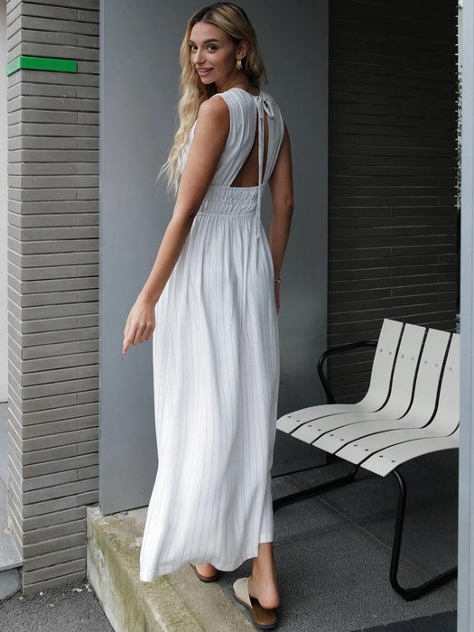 Chic Striped Maxi Dress in Lightweight Linen Viscose for Summer