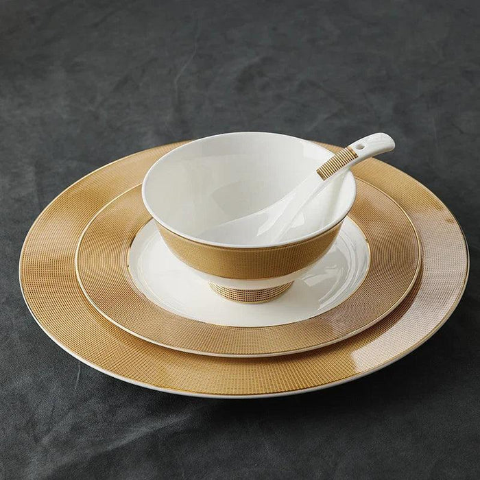 Elevate Your Dining Atmosphere with Luxurious Japanese Dinnerware Set and Gold Ceramic Utensils