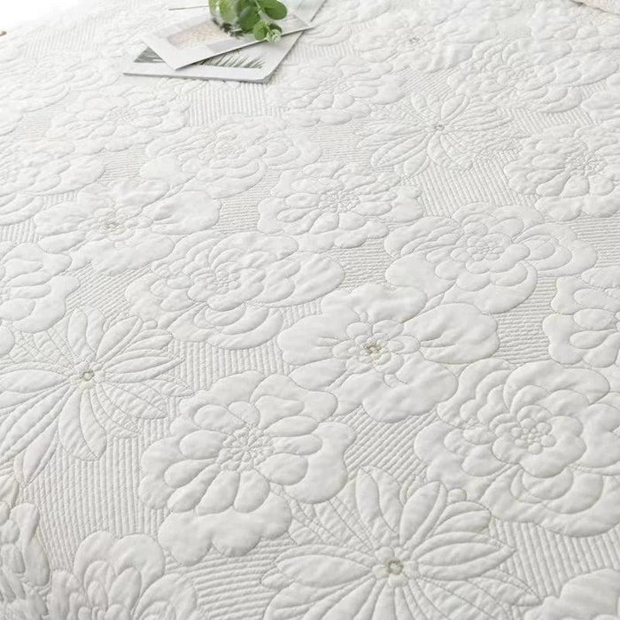 Elegant Euro-Style Embroidered Bedspread Set with Premium Cotton Filling - Versatile Summer Blanket and Mattress Cover