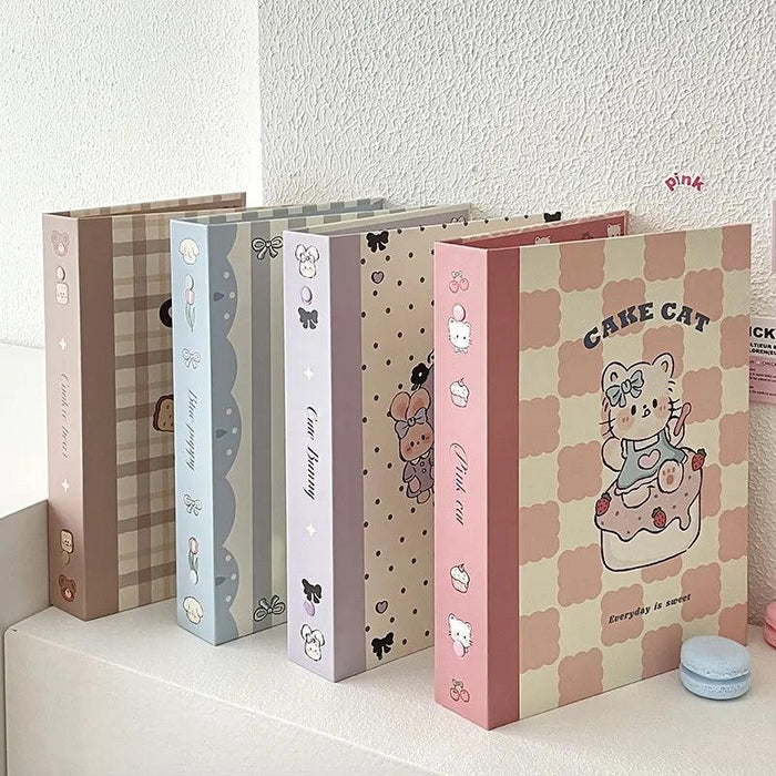 Adorable A5 Kawaii Biscuit Bear Photocard Organizer with Protective Dust Cover for Kpop Enthusiasts