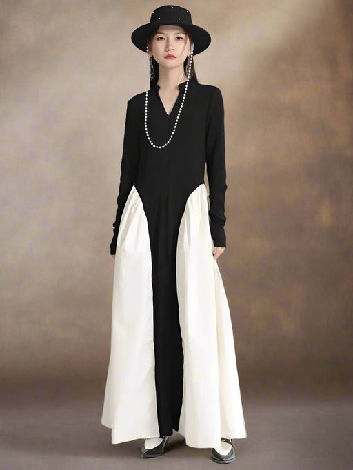 Chic Black Color-block Floor-Length Dress with V-Neck and Long Sleeves