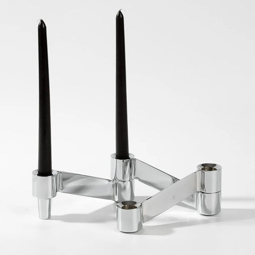 Contemporary Silver Candle Holders Set - Modern Tabletop Decor for a Stylish Home