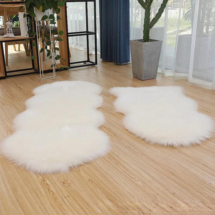 Luxurious Soft Faux Fur Area Rugs for Bedroom and Living Room