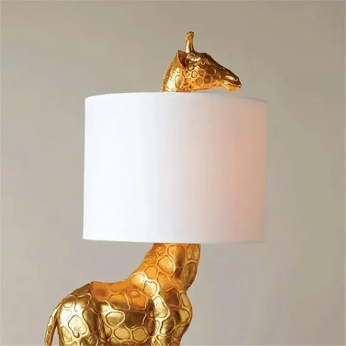 Whimsical Gold Giraffe Resin Table Lamp - Artistic Home Lighting Solution with E26/E27 Socket