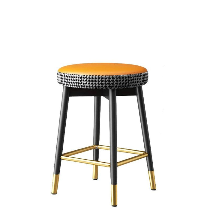 Sleek Scandinavian Leather Gaming and Vanity Stool - Trendy Seating for Modern Interiors