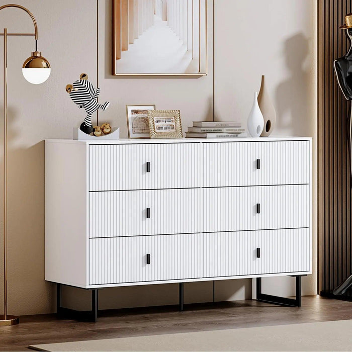 Sleek Modern 5-Drawer Dresser with Stylish Metal Legs - Perfect Storage for Any Room