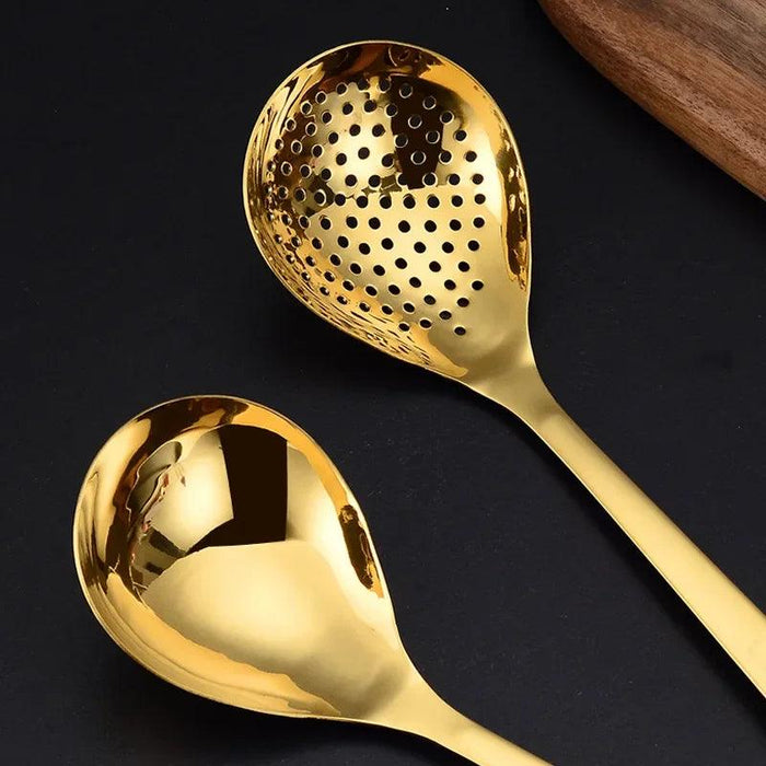 Soup Master: Innovative Stainless Steel Spoon for Effortless Serving