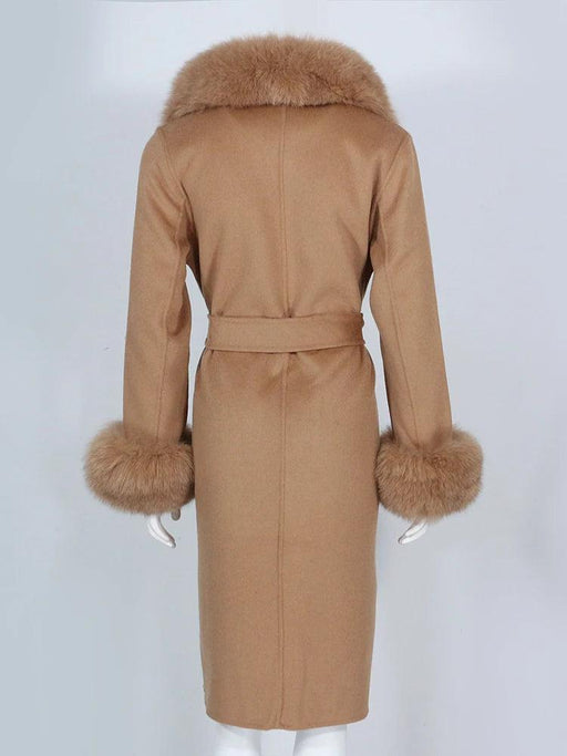 Chic Winter Elegance: Women's Fox Fur and Wool Overcoat with Luxurious Natural Collar