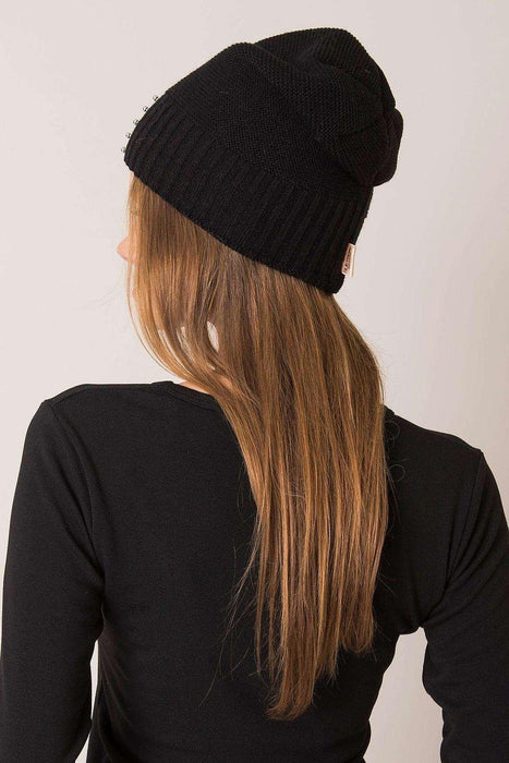 Parisian Pearl Knit Beanie - Elegant Winter Hat from Paris