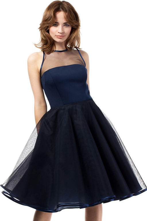 Glamorous Tulle-Trimmed Evening Gown with Velvet Waist Detail