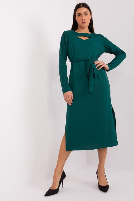 Chic Ribbed Midi Dress with Adjustable Waist Tie